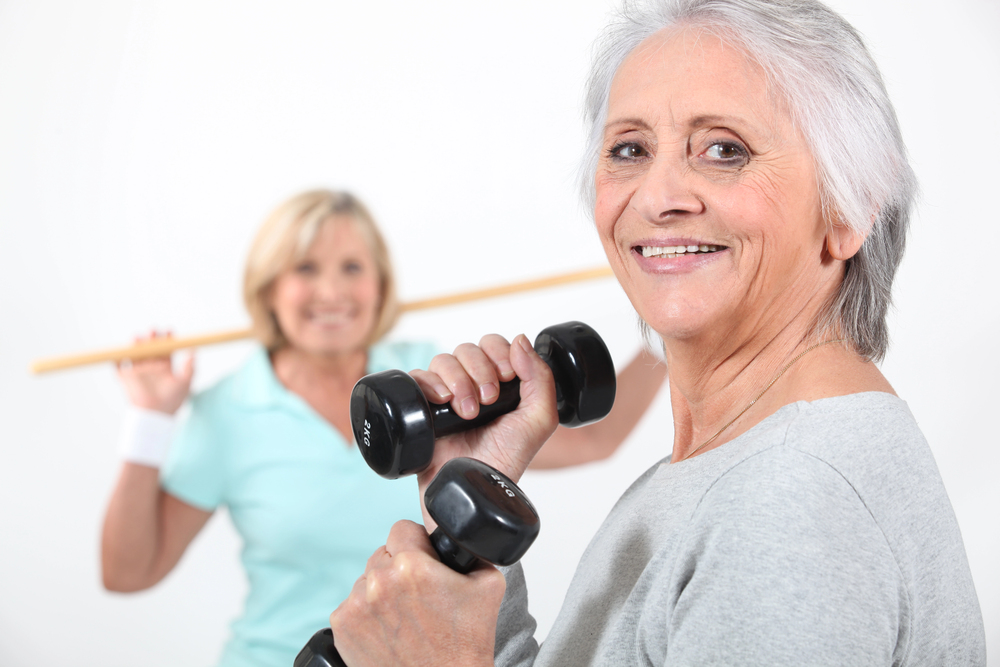 senior-citizen-lifting-weights