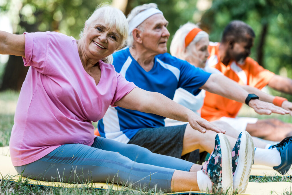 Selective focus of multicultural retired men and women in sport